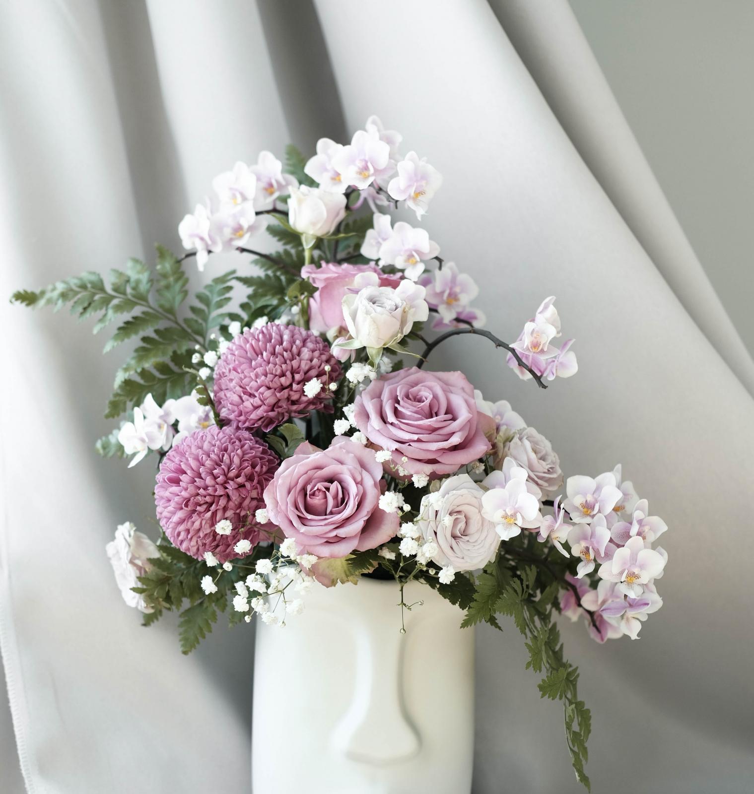 Flower arrangements background img